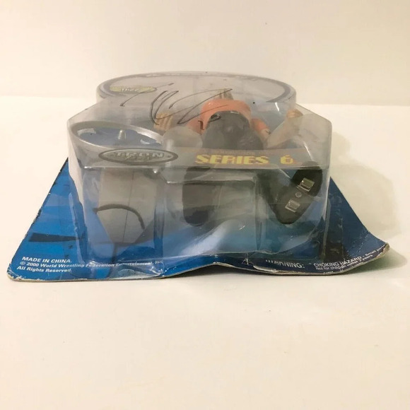 2000 Tazz WWF Smackdown Series 6 Wrestling Figure Signed - Picture 8 of 16